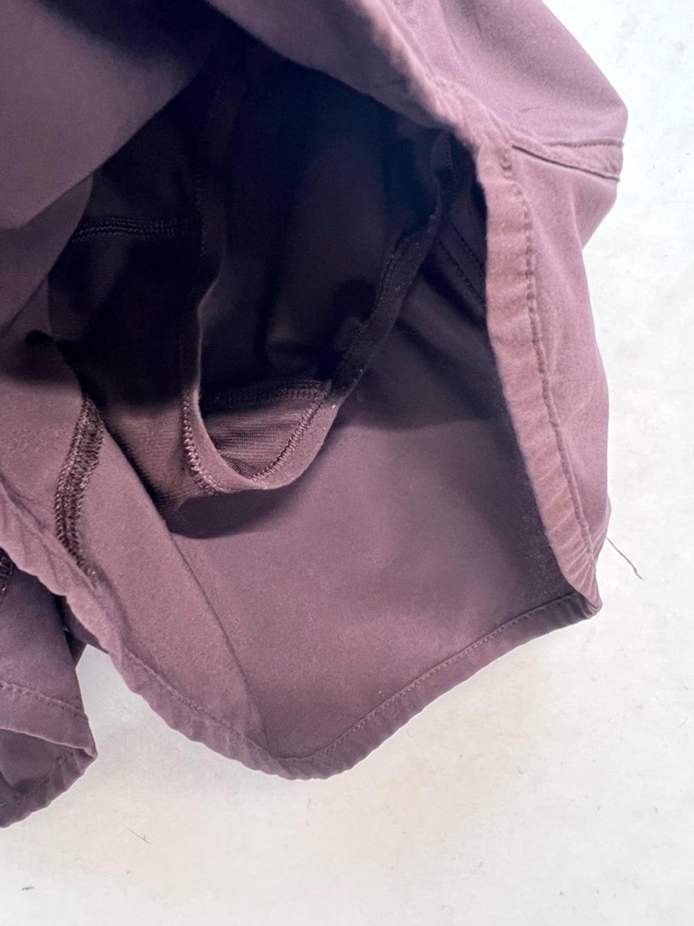 Lululemon Tracker Short V (4") Boysenberry, Sz 4 - Picture 6 of 10